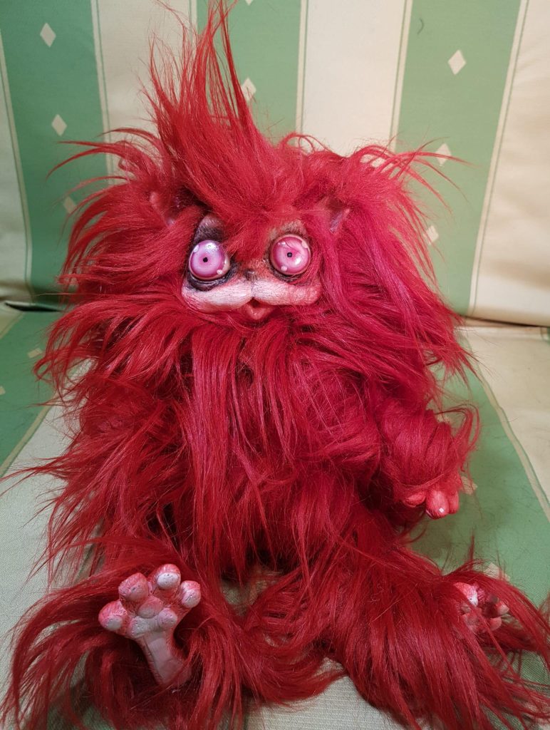 Gatto magico Cagliostrino col pelo rosso