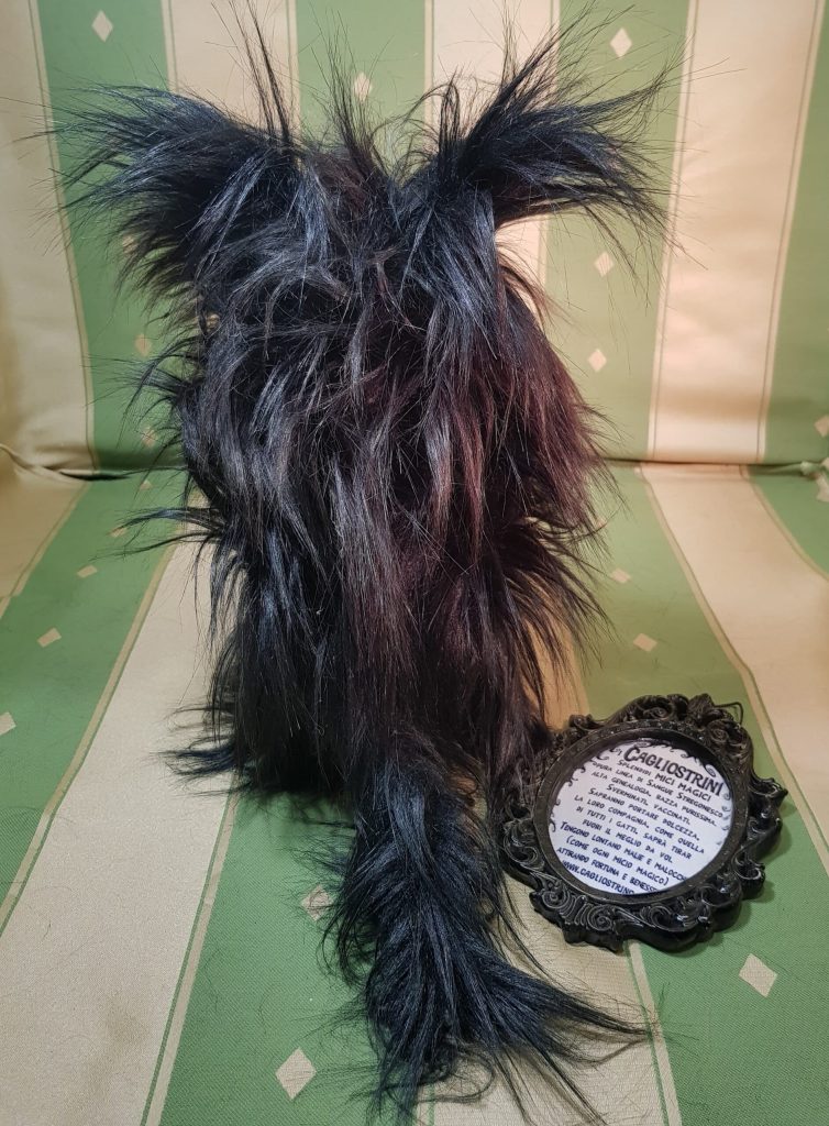 Pupazzo Gatto magico Cagliostrino. Pelo lungo nero