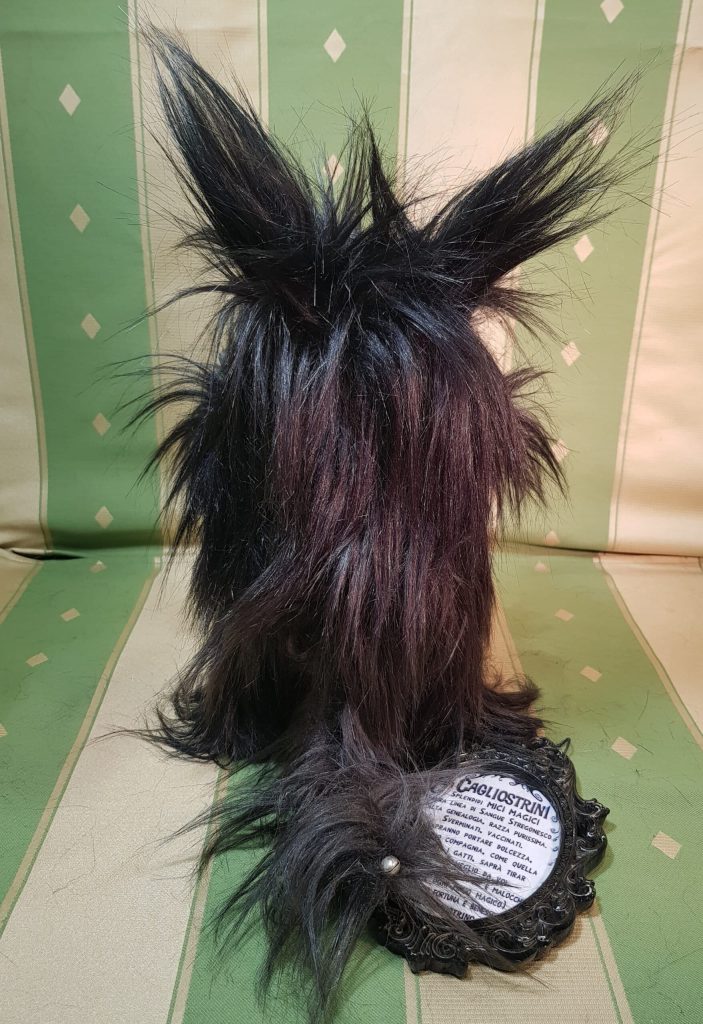 Gatto magico Cagliostrino, pelo lungo nero, pupazzo