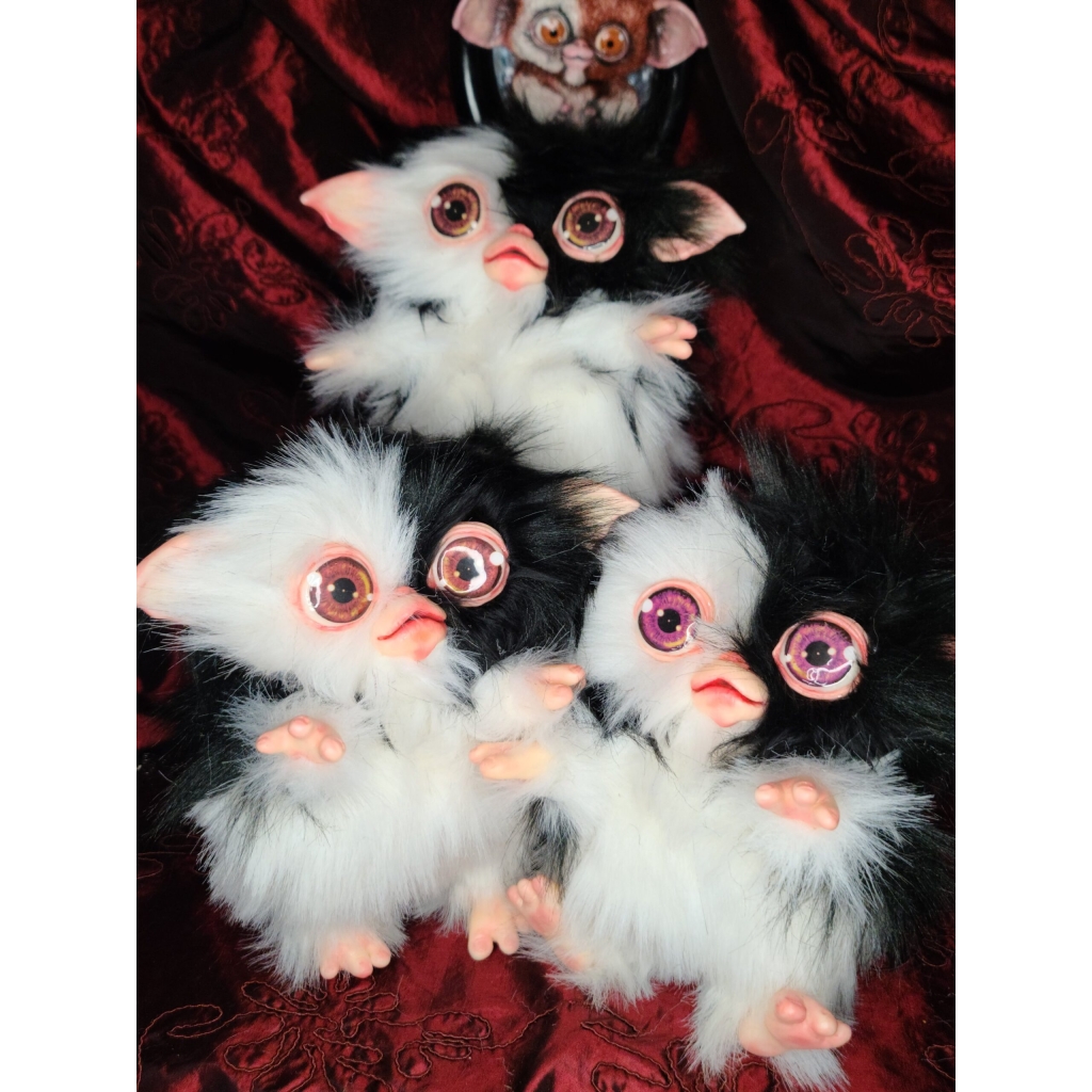 Peluche di Gizmo il Mogwai dal film Gremlins Mogwai bicolore bianco e nero