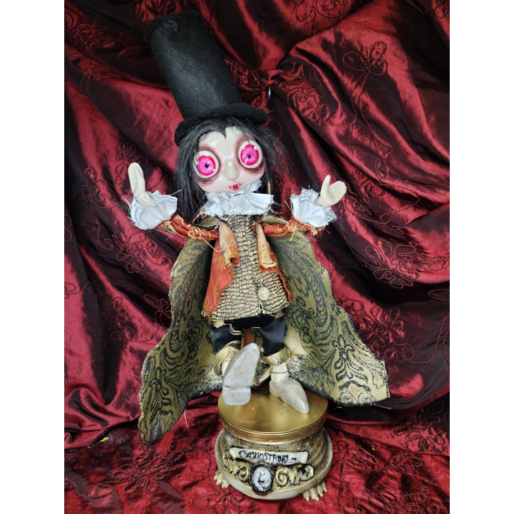 Pinocchio vampirizzato bambola