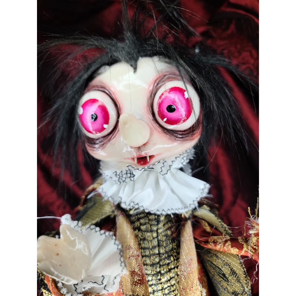 Pinocchio vampirizzato bambola