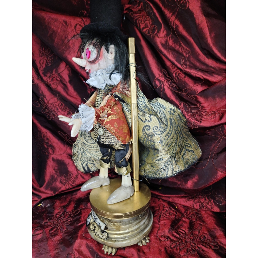 Pinocchio vampirizzato bambola