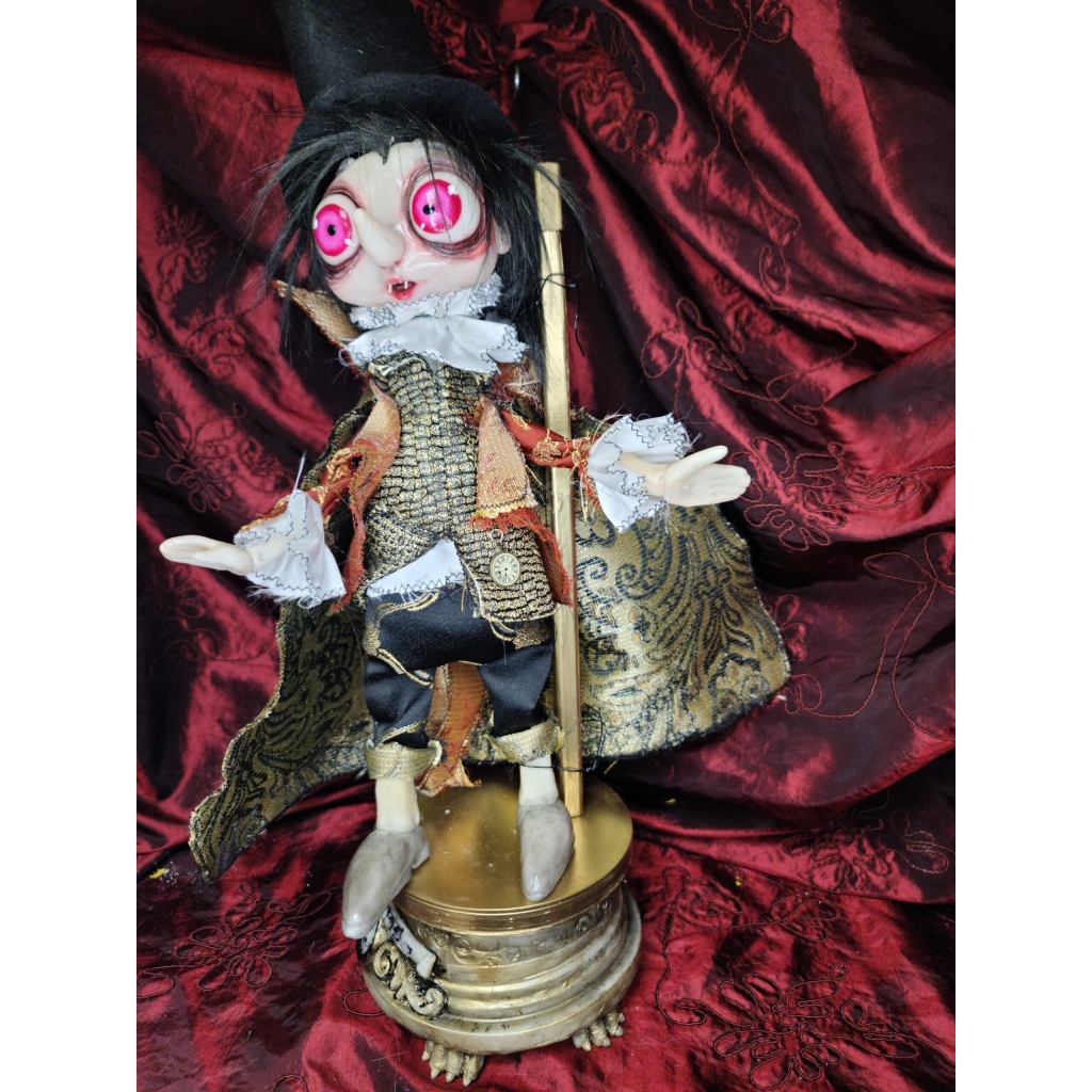 Pinocchio vampirizzato bambola