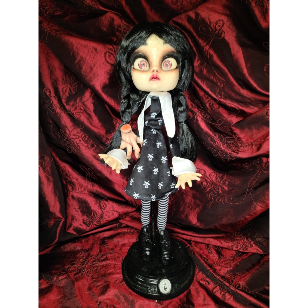 Wednesday (Mercoledì) Addams bambola