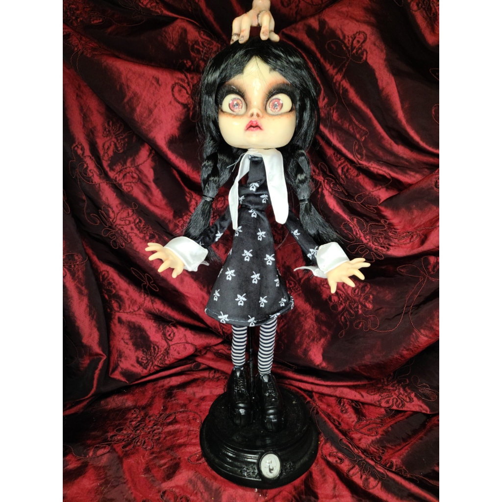 Wednesday (Mercoledì) Addams bambola