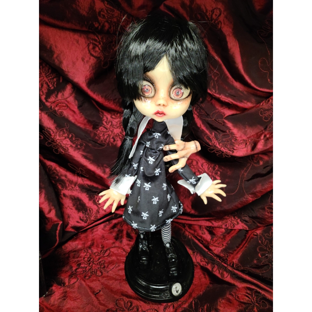 Wednesday (Mercoledì) Addams bambola