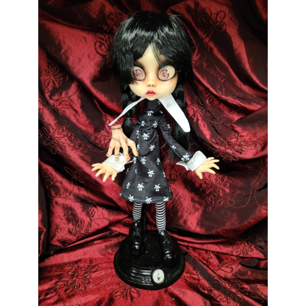 Wednesday (Mercoledì) Addams bambola